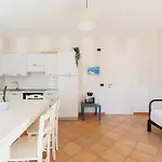 Aparthotel Chiara 3*