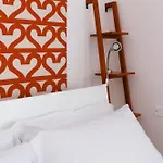 Chiara Aparthotel 3*